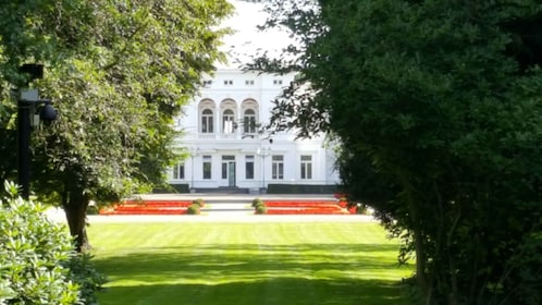 Bonn: Former Government District Private Tour