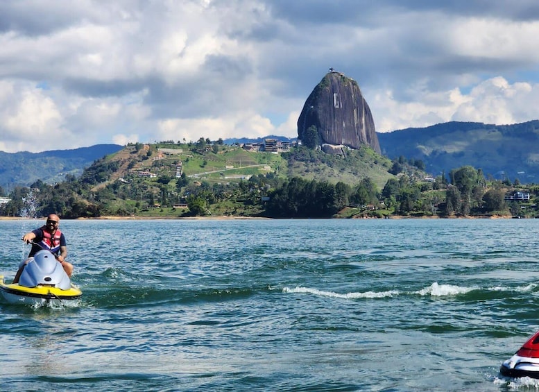 Picture 4 for Activity Guatape Exclusive Tours