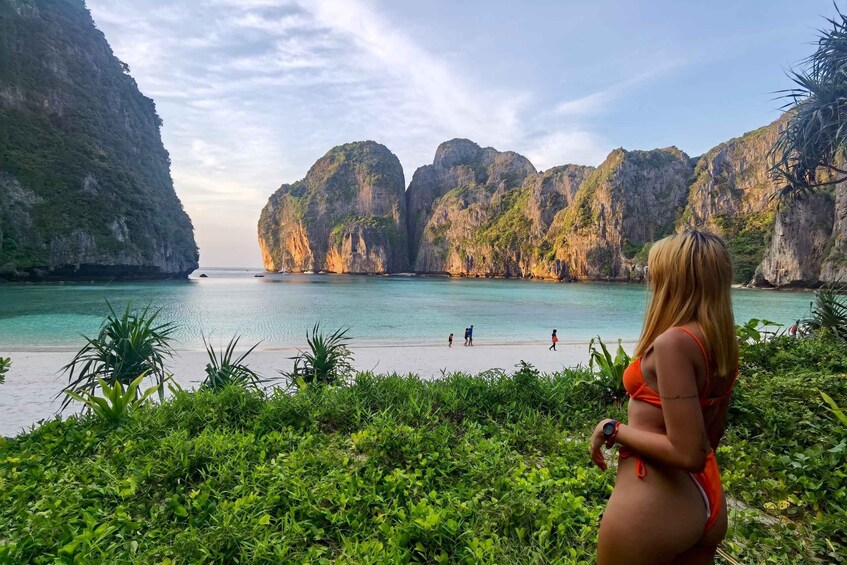 Picture 3 for Activity Phi Phi: Avoid The Crowds Speedboat to Maya Bay at Sunrise