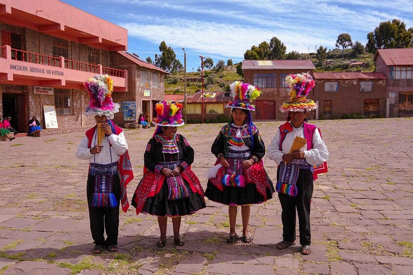 Picture 6 for Activity From Cusco: Titicaca Lake - Full day tour with sleeper bus