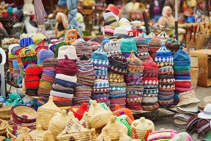 Marrakesh: Guided Souk Shopping Tour