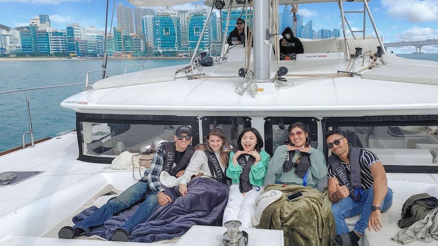 Picture 1 for Activity Busan's Best: Sea Temples, Yacht Tour & Sky Capsule Day Tour