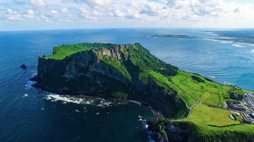 Picture 9 for Activity Jeju: East Tour with Sunrise Peak&Seongeup&Coastal Views