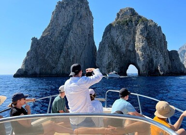 From Sorrento and Positano: All-Inclusive Capri Cruise