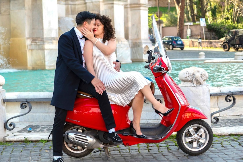 Picture 1 for Activity Vespa tour in Rome & Professional Photoshoot