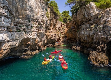 Pula: Kayak Adventure with Cave & Island Snorkelling