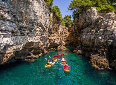 Pula: Kayak Adventure with Cave & Island Snorkelling