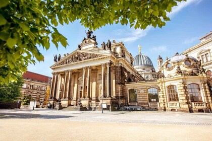 Dresden: Dresden: Yksityinen eksklusiivinen historiakierros paikallisen asi...