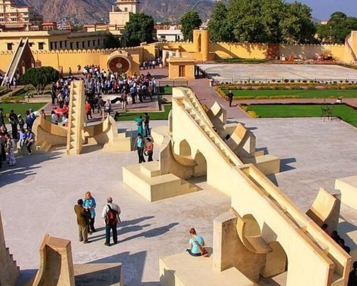 Picture 6 for Activity Jaipur Half Day Tour City Palace, Hawa Mahal & Jantar Mantar