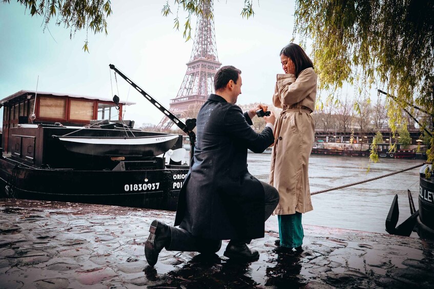 Picture 6 for Activity Paris: Private Photoshoot Near the Eiffel Tower