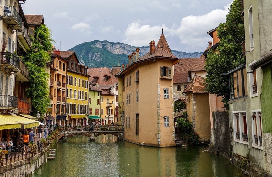 Picture 3 for Activity Private 2-hour Walking Tour of Annecy with official guide