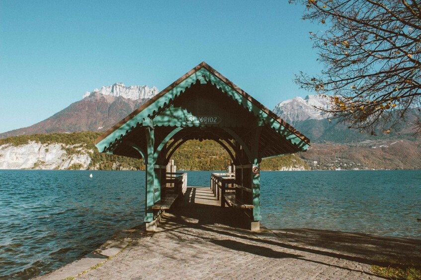 Picture 4 for Activity Private 2-hour Walking Tour of Annecy with official guide