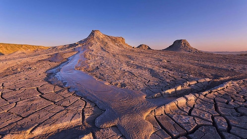 From Baku: Gobustan Guided Day Trip with Transfers