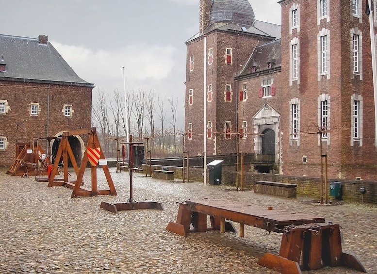 Picture 1 for Activity Cologne: Hoensbroek Castle Private Half-Day Tour