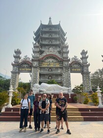 Da Nang/Hoi An: Marble Mountain,Am Phu Cave-Lady Buddha Tour