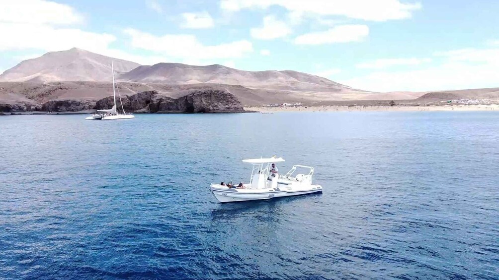 Picture 4 for Activity Lanzarote: Private boat Trip 2:30h