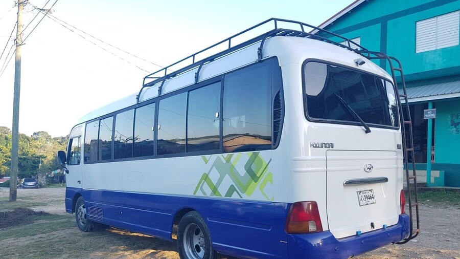 San Ignacio: San Ignacio Hotel to Belize City Transfer