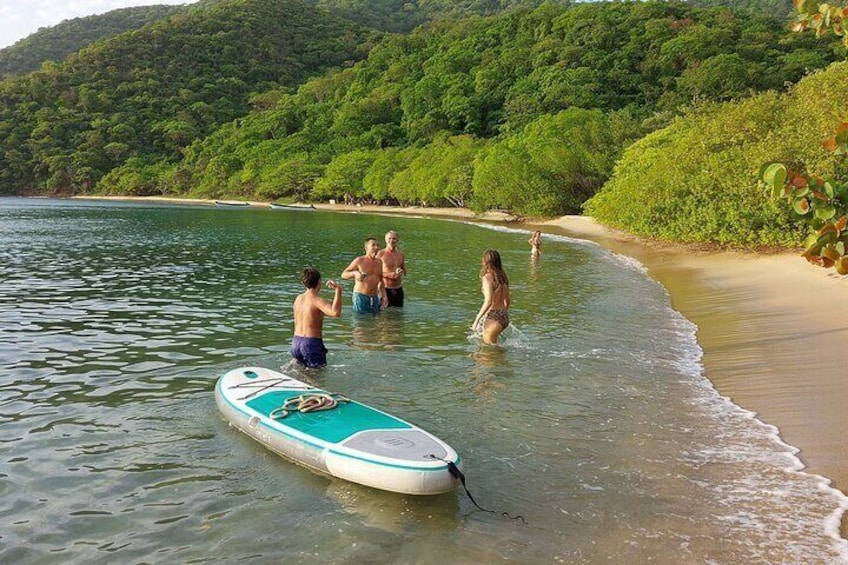 One amazing day in a private recent sailing boat in the Tayrona Park!