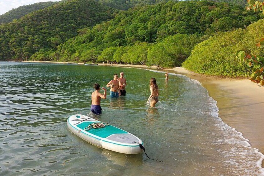 One amazing day in a private recent sailing boat in the Tayrona Park!