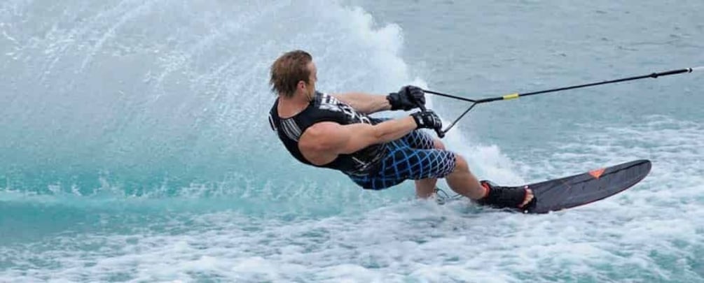 Picture 3 for Activity Wake Boarding in Mount Lavinia