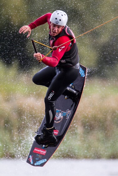 Wake Boarding in Mount Lavinia