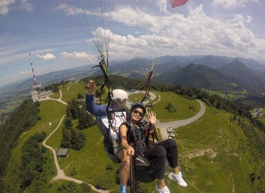 Salzburg like an eagle: tandem paragliding from Gaisberg