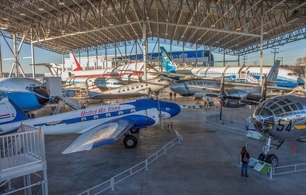 バンクーバー発シアトル飛行博物館プライベートツアー