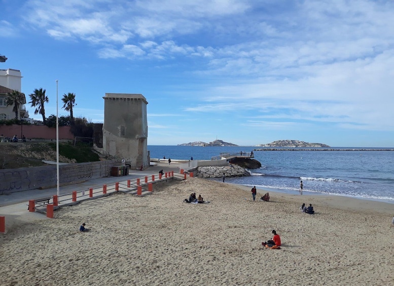Picture 5 for Activity Marseille : urban coves tour and treasure hunt