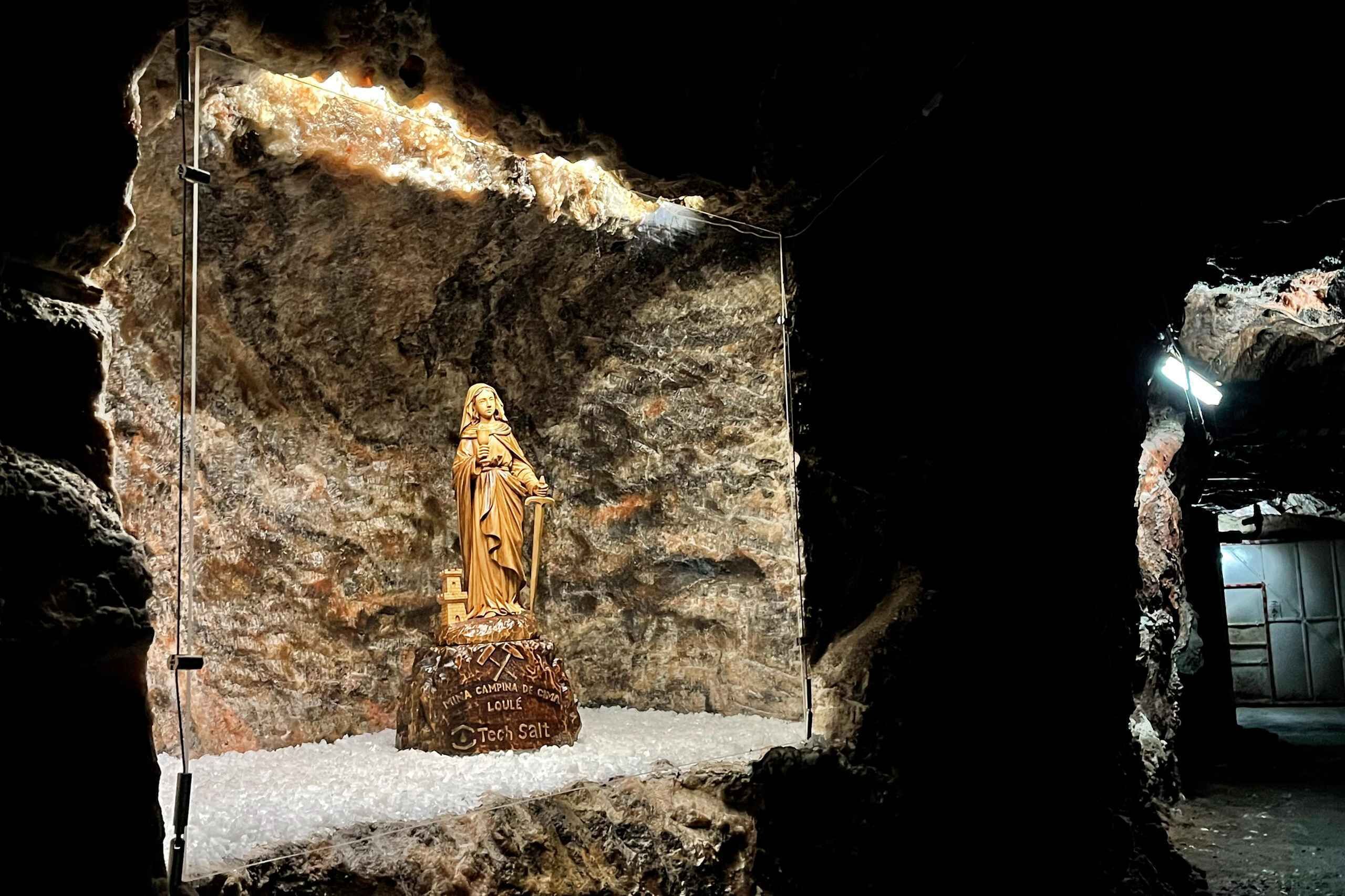 Loulé: St. Barbara Art Collection w/Guided Salt Mine Tour