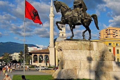 City Tour of Tirana with Pick up