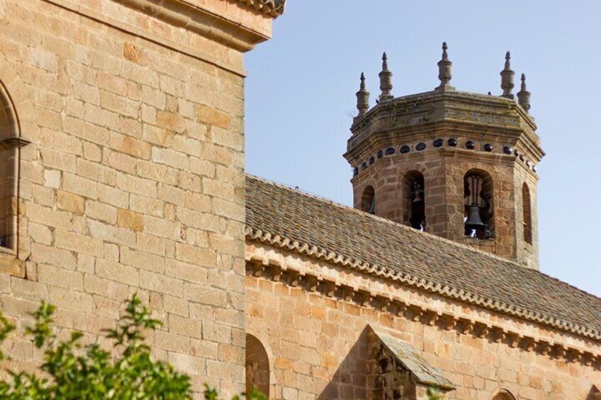 Discover 3 artworks in Baños de la Encina