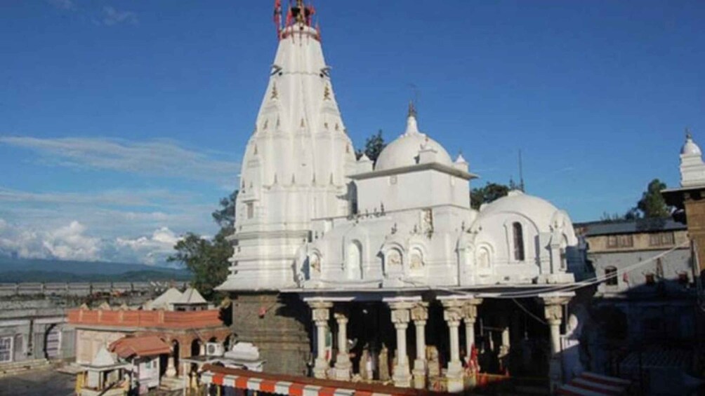 Picture 5 for Activity Historical Tour, Kangra fort &Rock cut temple from Dharmasla