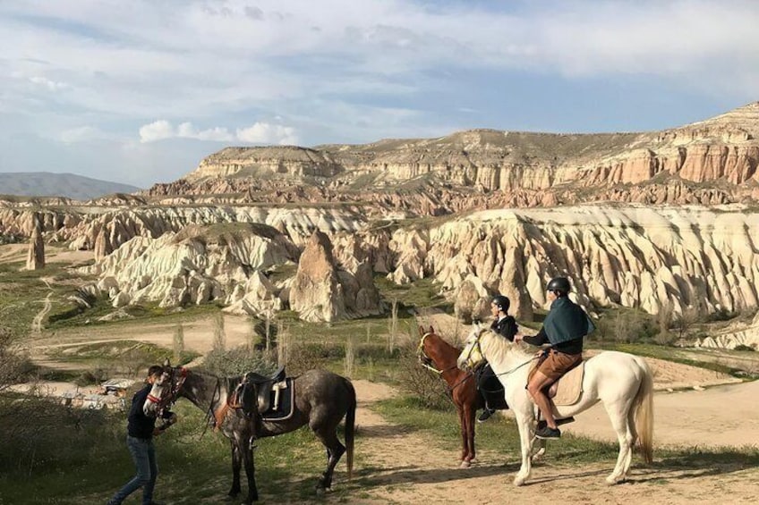 4-Hour-Horsebackriding-Tour through Cappadocia