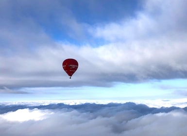 Barcelona: Private Romantic Balloon Flight