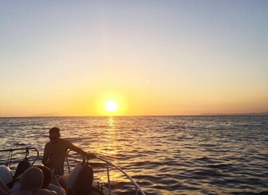 Positano: excursión de un día en crucero al atardecer con bebidas y aperiti...
