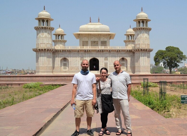 Picture 2 for Activity Agra: Taj Mahal, Agra Fort, and Baby Taj Private Tour