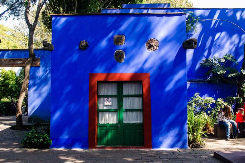 Mexico City: Frida Kahlo Museum Ticket with Digital Guide