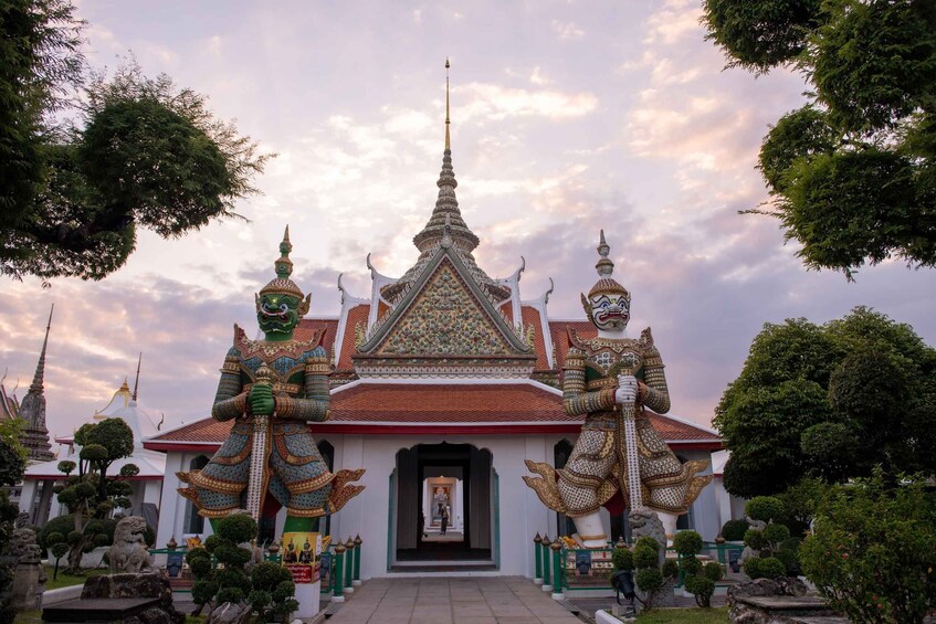 Picture 20 for Activity Bangkok: Wat Pho and Wat Arun Guided Walking Tour