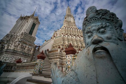 Bangkok: Wat Pho and Wat Arun Guided Walking Tour