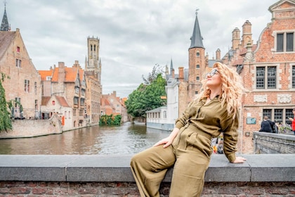 Bruges : Your private 30min. photoshoot in the medieval city
