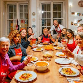 Budapest: Hungarian Cooking Class - Foodapest