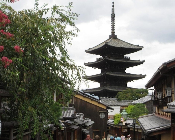 Kyoto: Kiyomizu Temple, Pagoda, Gion "Geisya" (Italian)