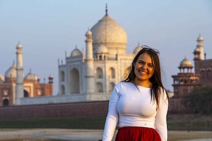 Dari Delhi: Perjalanan Pribadi Sehari Taj Mahal & Agra dengan Transfer