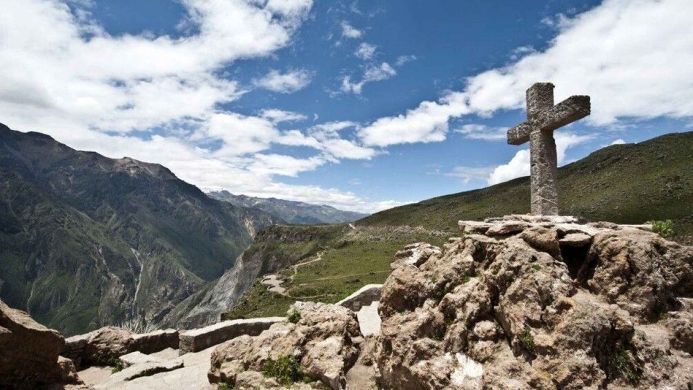 Picture 4 for Activity From Arequipa: Excursion to the Colca Canyon ending in Puno