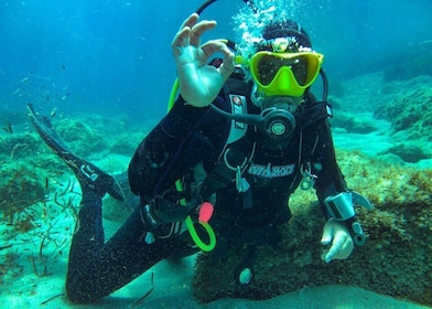 Bosa: 4-day PADI Open Water Diver course