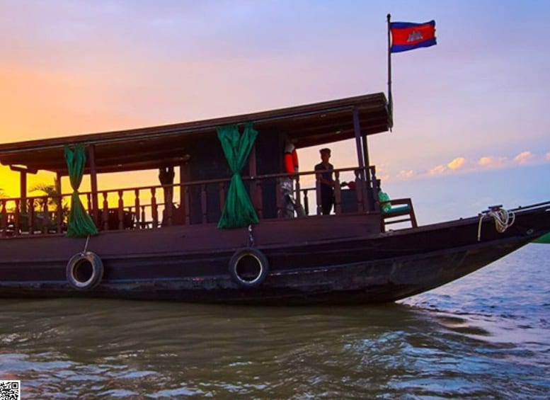 Picture 3 for Activity Private River Cruise along Tonle Sap Lake & Floating Village