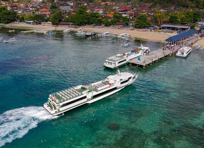 Picture 2 for Activity From Bali: 1-Way Speedboat Transfer to Gili Air