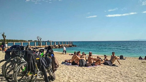 Costa de Atenas: explora en bicicleta