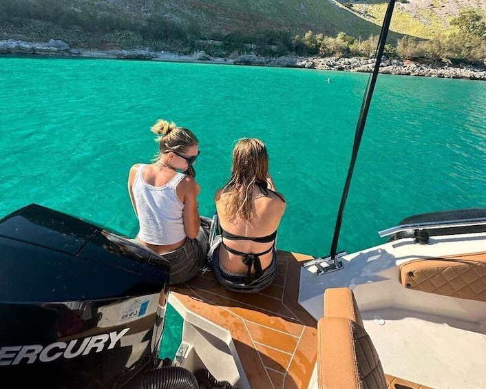 Palermo: boat tour with drinks and fresh fruit on board
