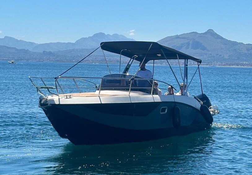 Picture 3 for Activity Palermo: boat tour with drinks and fresh fruit on board